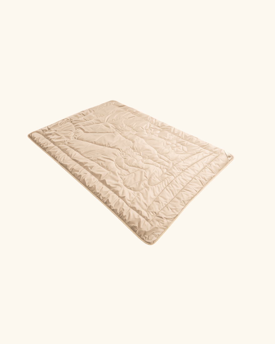 Alpaka Bettdecke - Temperaturausgleichend, leicht & nachhaltig produziert - Bergfaser